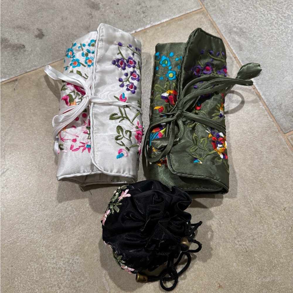 Jewelry Roll Set